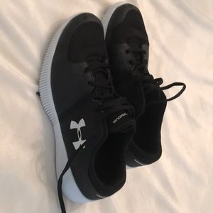 Men’s under armor shoes size 8.5